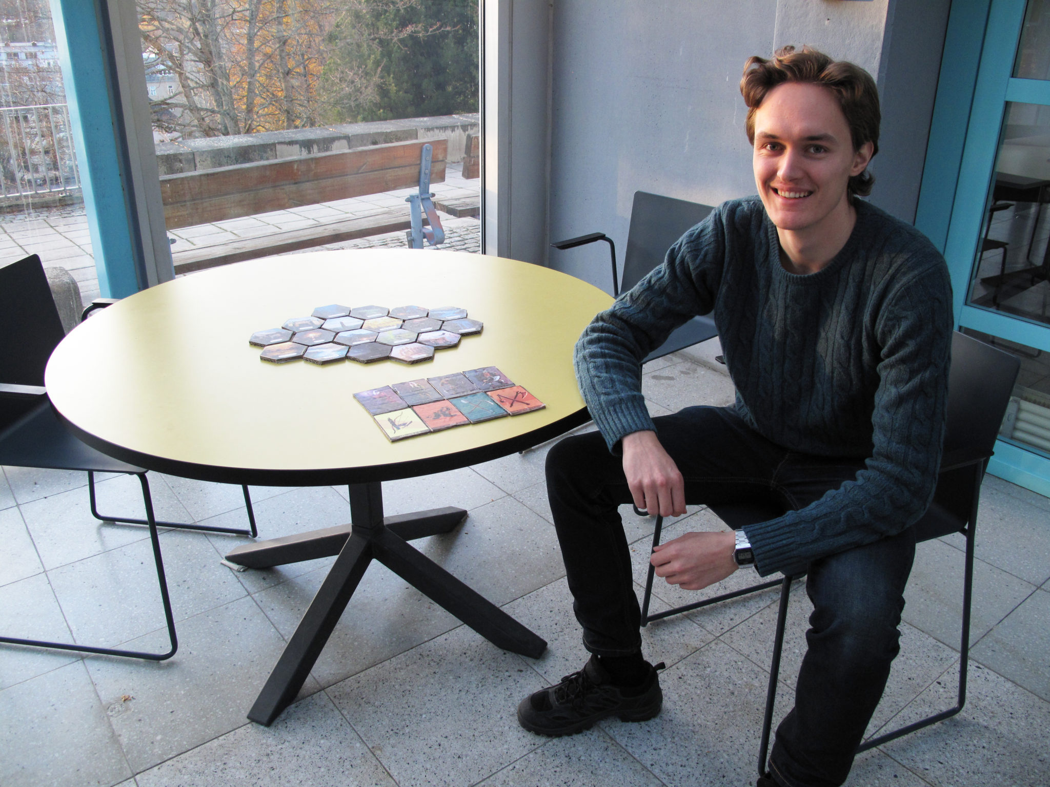 Nicolay Anker Kavli has created the board game Thief Trackers.